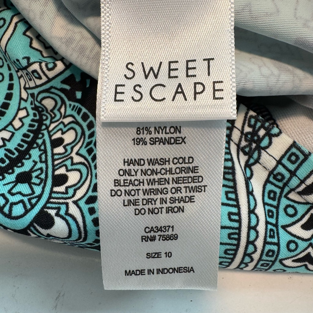 Sweet Escape Tankini Bathing Suit Top Women 10 Blue Paisley Boho w/ Built in Bra - Picture 6 of 7